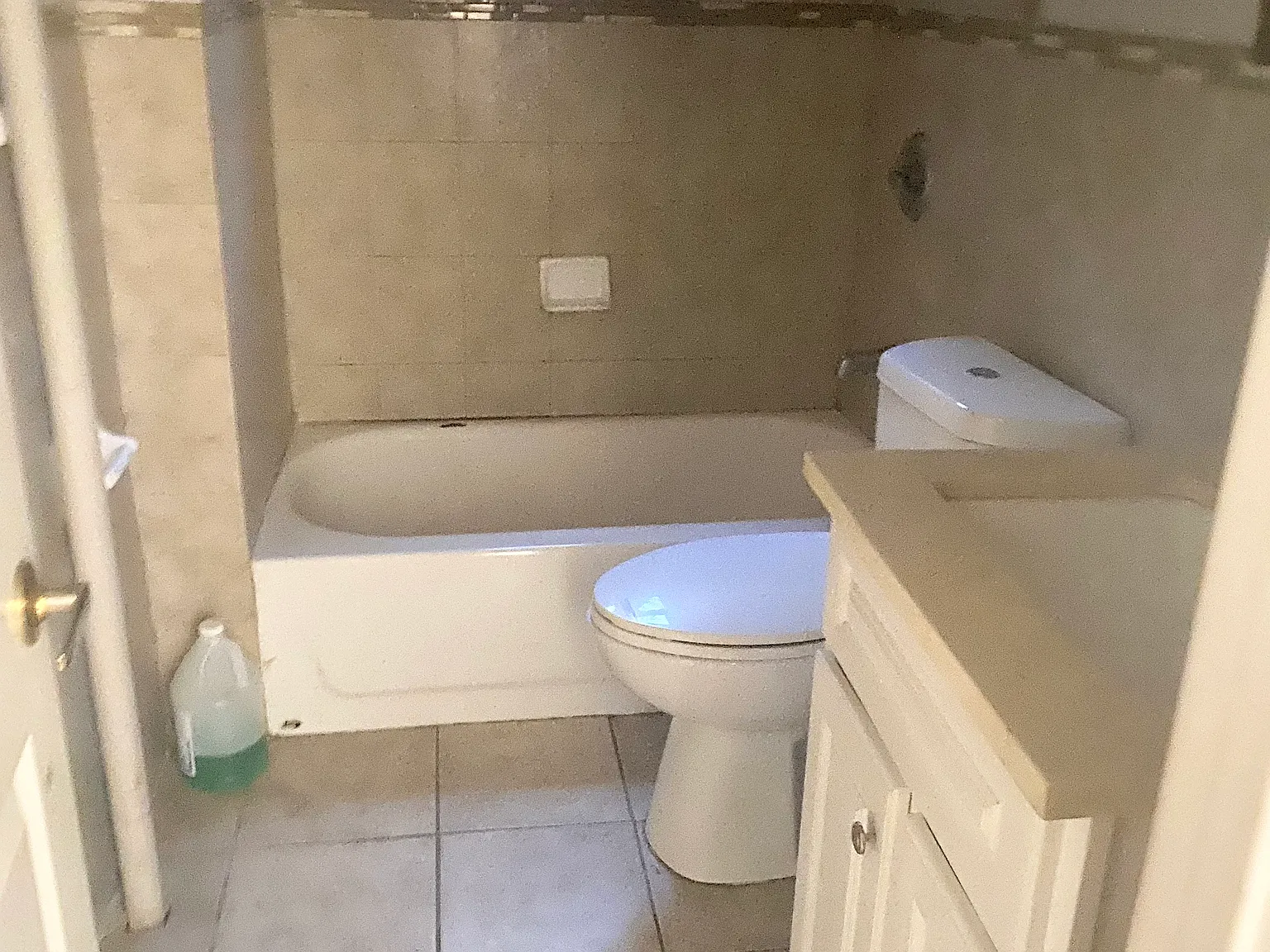 2 bed, $2,195 — Photo 2