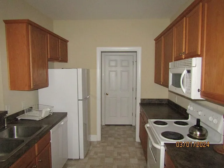 2057 Silvercrest Dr #G12 — Photo 13