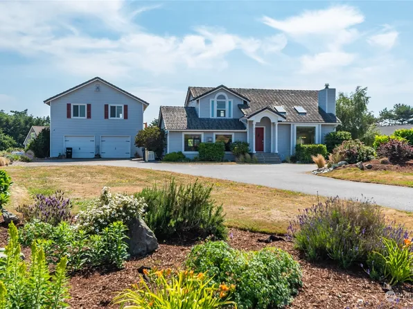 2515 Deseret Dr, Coupeville, WA 98239