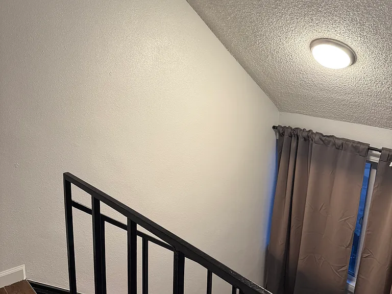 1054 E Salt Lake St #4 — Photo 17