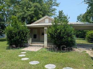 4368 Lee Rd, Marianna, FL 32448