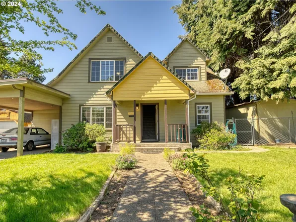 52401 SW 1st St, Scappoose, OR 97056