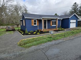 215 Tanis Dr, White Sulphur Springs, WV 24986