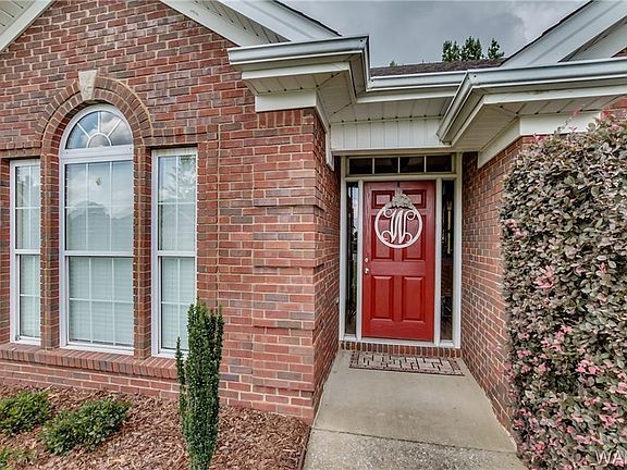 2nd image of 5218 Glenfair Cir