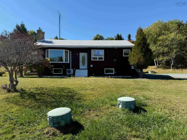 10208 Highway 3, Martins Brook, NS B0J 2C0