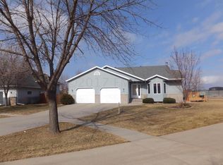 1626 15th Ave E, West Fargo, ND 58078