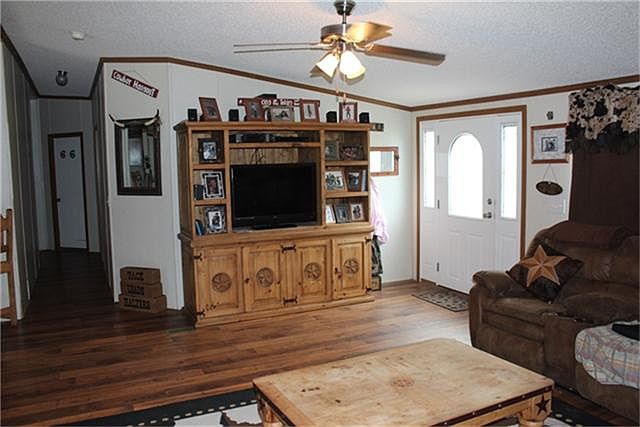 1st image of 22351 Old Highway 105