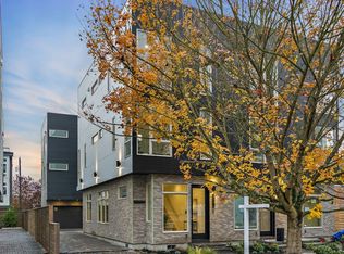 1727 NW 64th St #C, Seattle, WA 98107