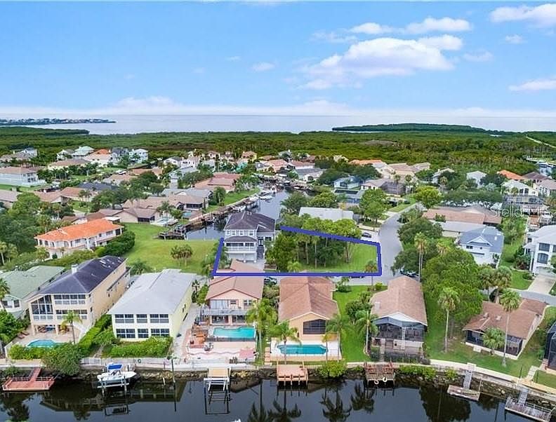 1st image of 6305 Spoonbill Dr