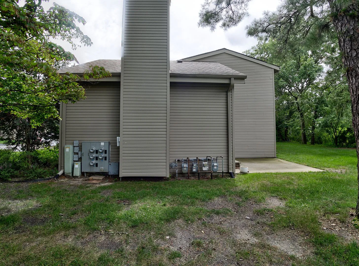 26 White Swan Way — Photo 4