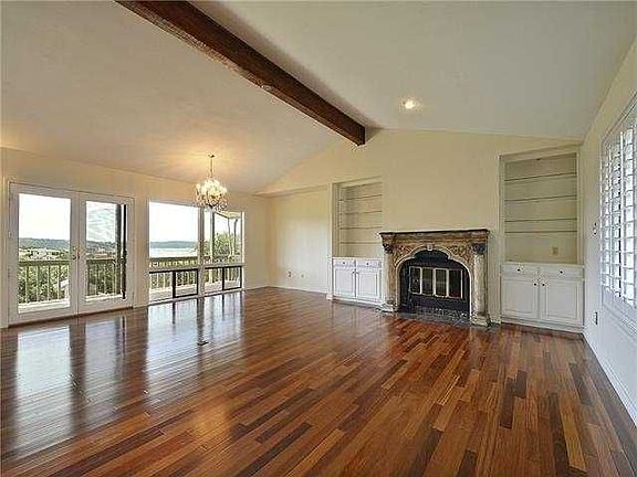 3rd image of 2909 Boone Dr