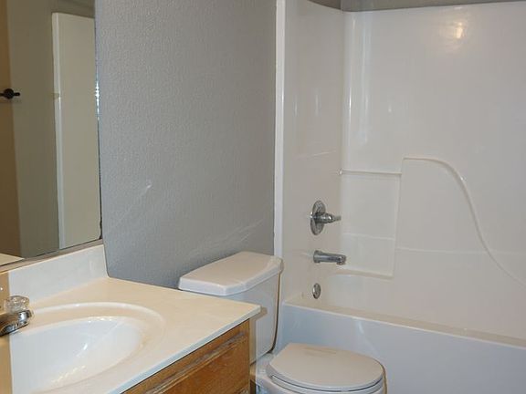 3rd image of 1603 Latourette Ln #6