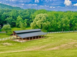 Pounding Mill Br, Tazewell, VA 24651