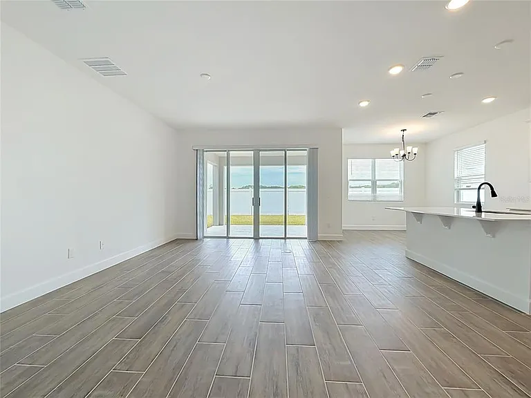 147 Waterstone Loop — Photo 4