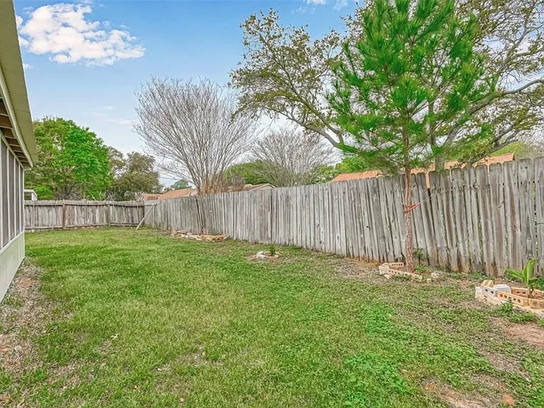 16910 Cairngale St — Photo 28
