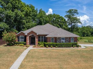 2004 Chapen Cir, Alma, AR 72921