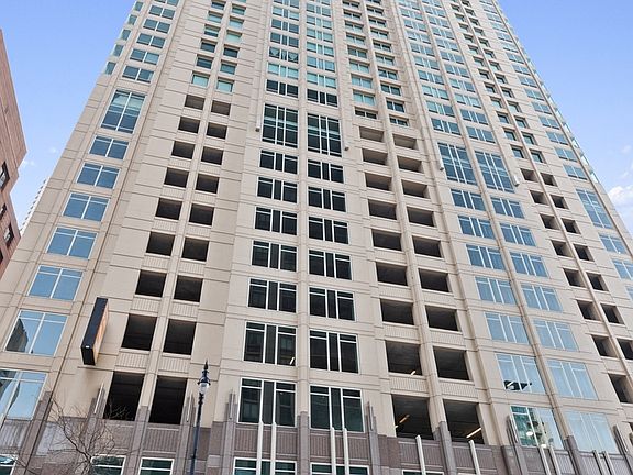2nd image of 33 W Ontario St #25B
