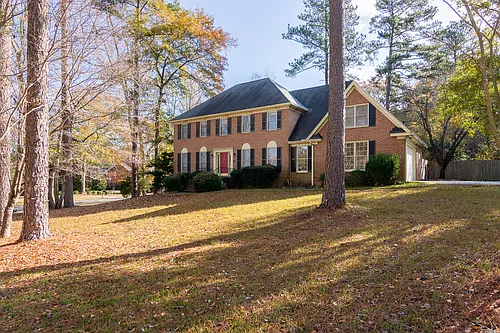 4135 Knollcrest Cir N Photo 1