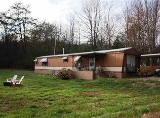 602 Woodlane Dr, Pickens, SC 29671