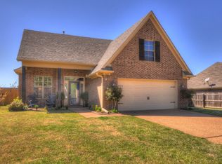520 Tate Dr, Oakland, TN 38060