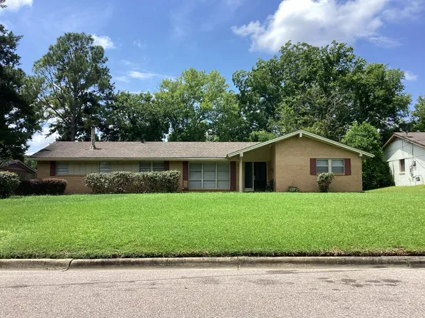 3218 Dorchester Dr, Montgomery, AL 36116