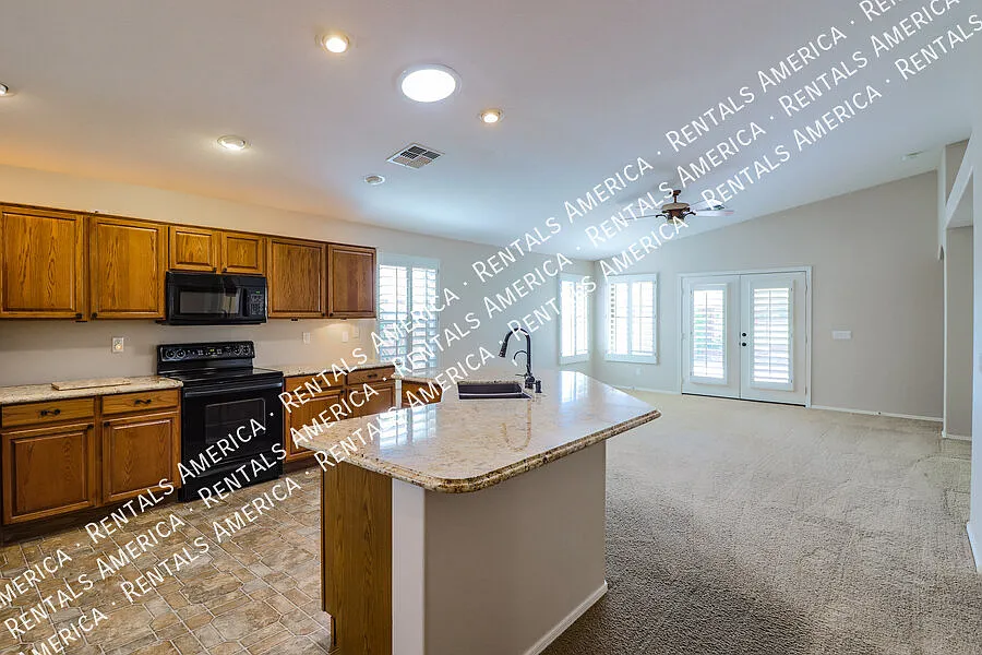 Queen Creek home on a golf course! — Photo 4