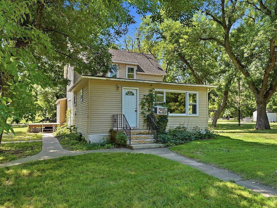 1st image of 401 Dresden Ave S