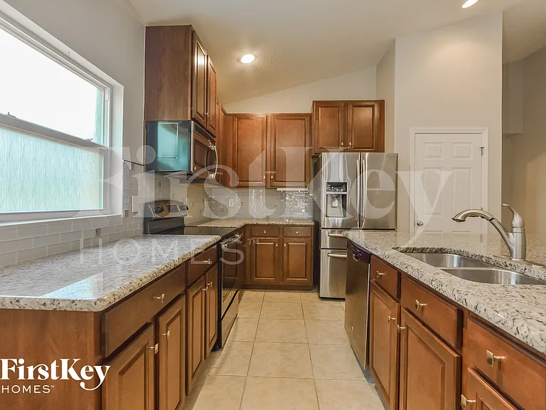 5384 Brilliance Cir — Photo 3