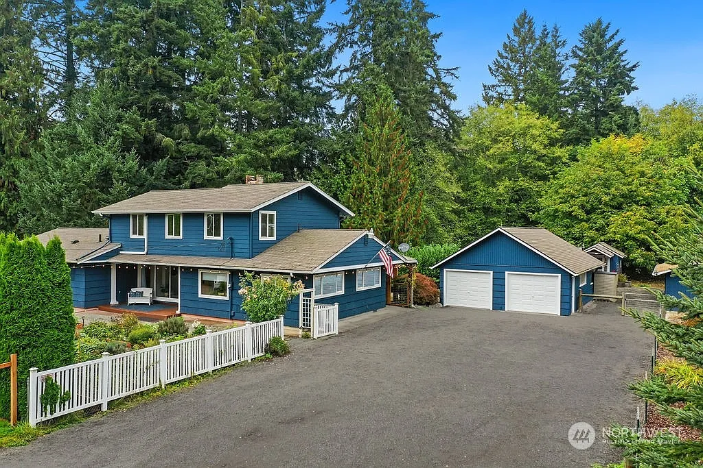 571 SW Birch Road photo 1