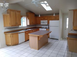 608 3rd St, Essexville, MI