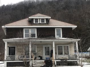 91 Poultney St, Whitehall, NY 12887