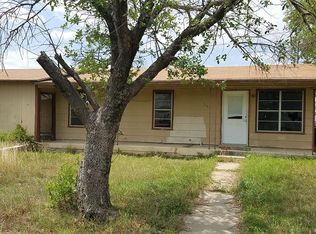 3103 Tina Dr, Eagle Pass, TX 78852