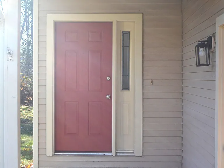 3207 Eau Claire Ave — Photo 2