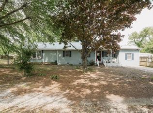8045 Hickman Farm Rd, Wallops Island, VA 23337