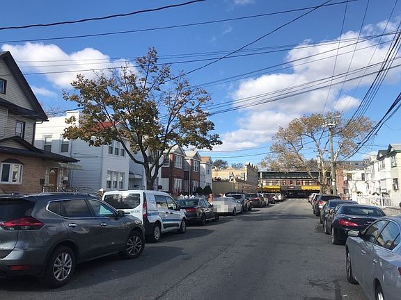5th image of 104-26 106th St