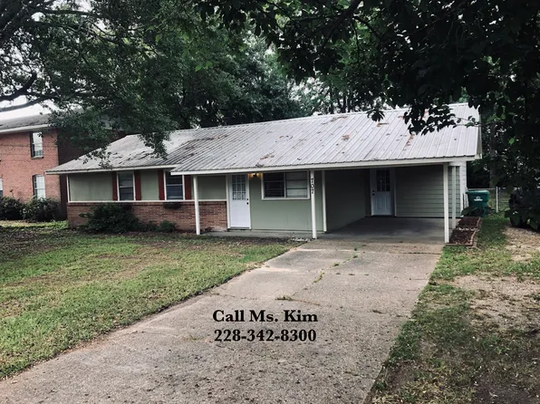 707 S Haugh Ave, Picayune, MS 39466