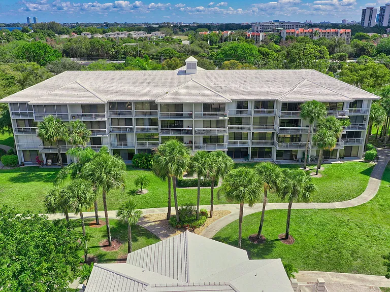 2761 Village Blvd #305 — Photo 31