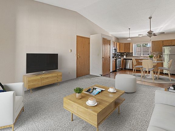 5th image of 3945 Pointe West Pl #3955-101