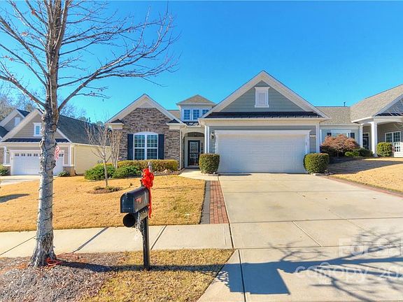 2nd image of 2054 Moultrie Ct