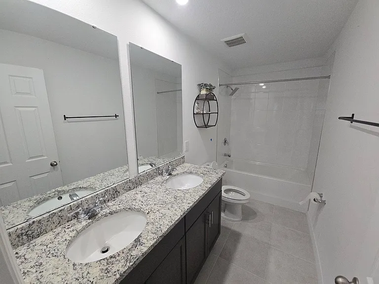 4450 Rapallo Ave — Photo 18