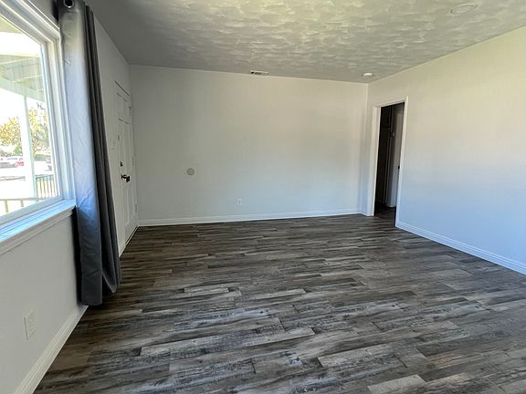 3rd image of 3456 Wall Ave