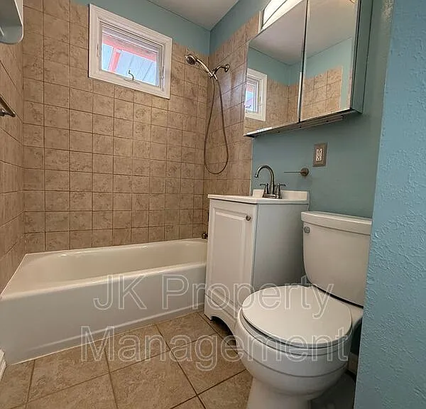2416 4th Ave S — Photo 20