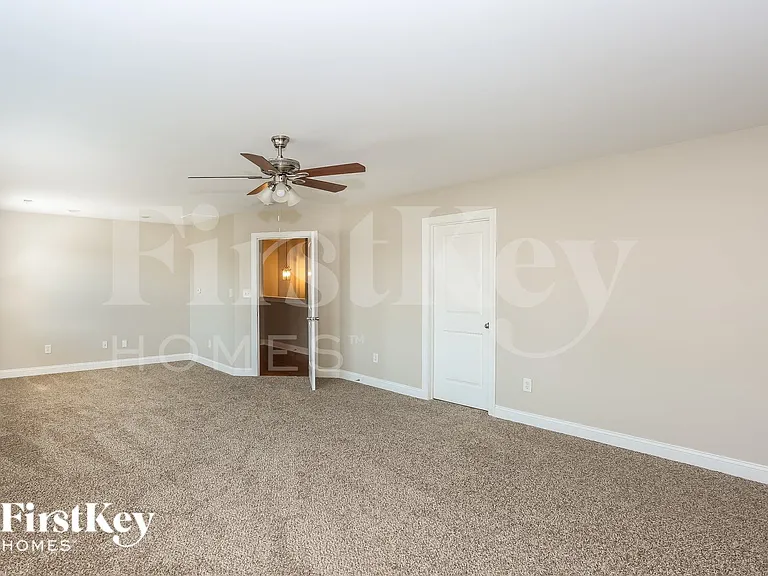 3801 Sonoma Way — Photo 9