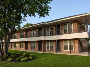 924 W Chestnut St APT 5, Denton, TX 76201