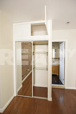 Rented by REAL New York | media 5