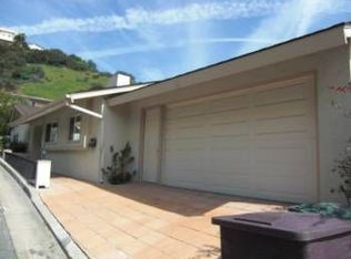 290 Kempton Rd, Glendale, CA 91202