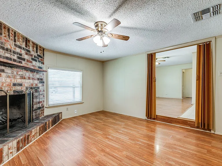 322 Byrnes Dr — Photo 7