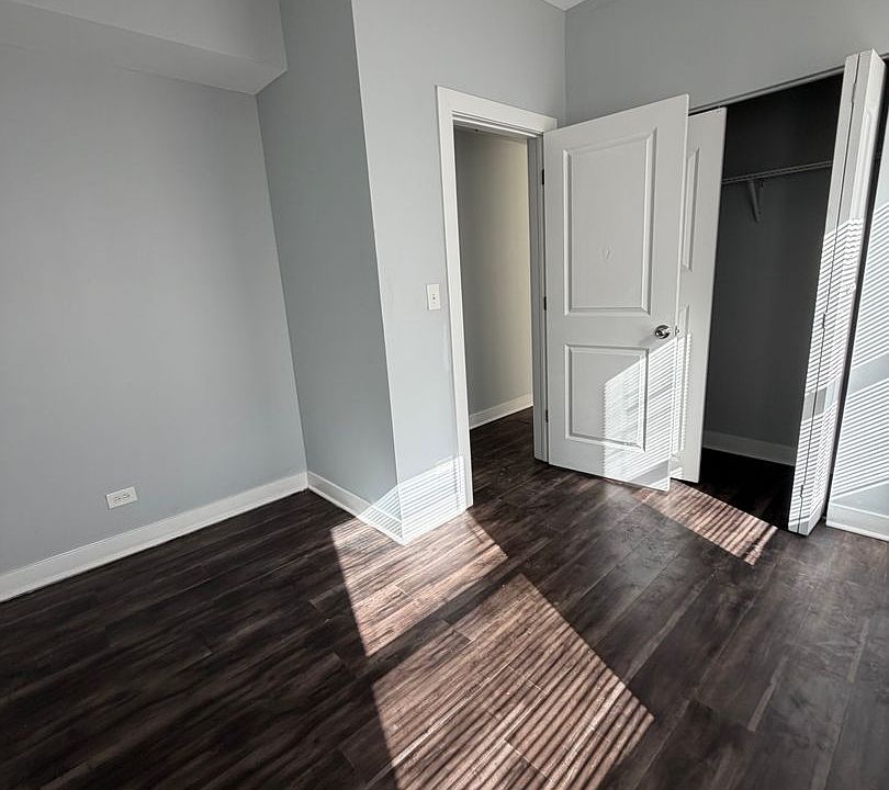 1st image of 11238-42 S Vernon Ave #38-2W