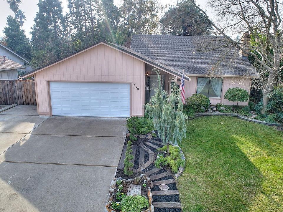 1st image of 730 Likala Dr