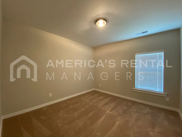 1540 Brookhaven Dr — Photo 11